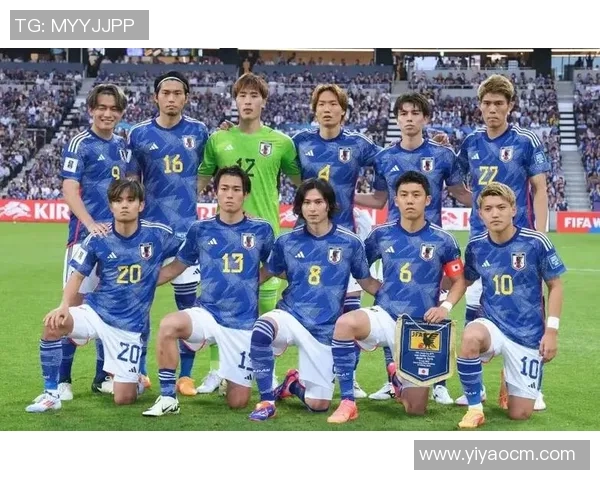 日本足球海外球星实力排名揭晓:谁是当前最具影响力的球员 日本足球海外球星实力排名揭晓:谁是当前最具影响力的球员