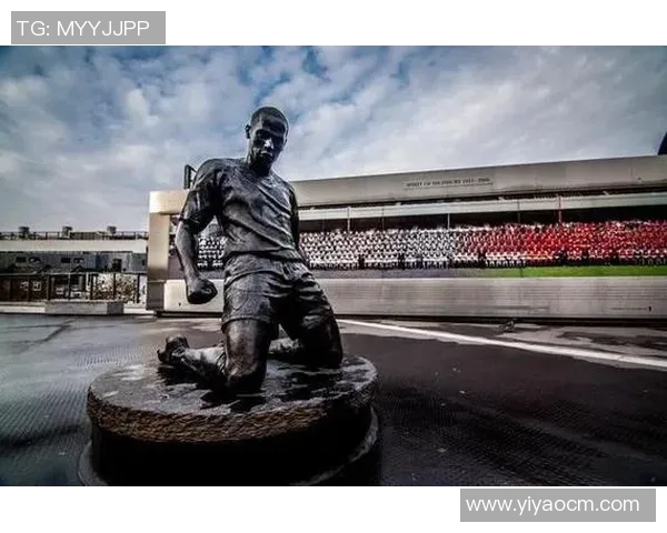 足球球星雕像哪里可以买到 让你拥有足球巨星的经典雕像收藏